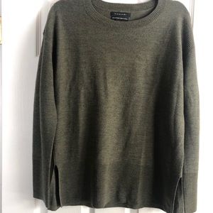 Tahari 100% Extra Fine Merino Wool Sweater